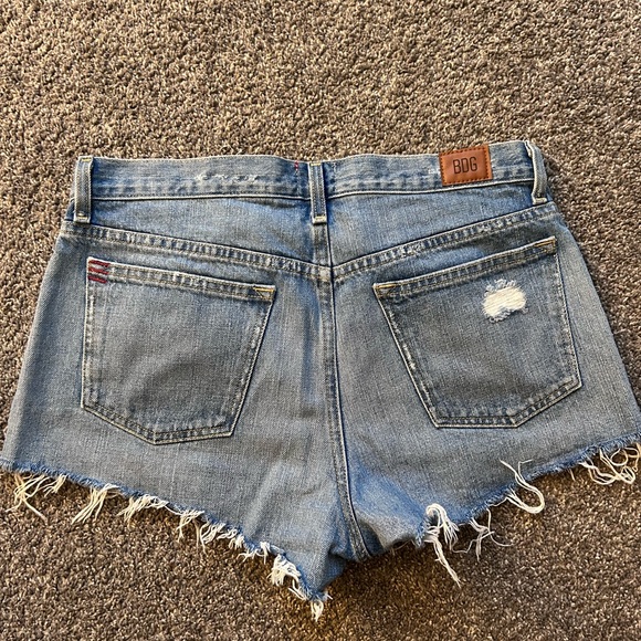 BDG Mid Rise Denim Short - Picture 3 of 3